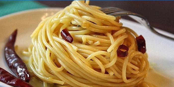 Biber ile spagetti