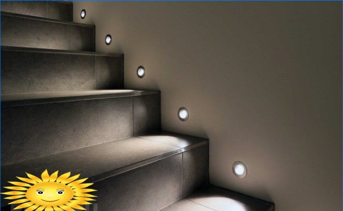 Evdeki merdivenleri aydınlatma seçenekleri