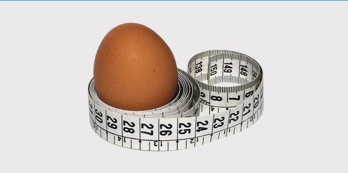 Yumurta ve şerit metre