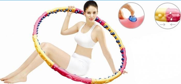 Karın ve yanların kilo kaybı için Hula-hoop