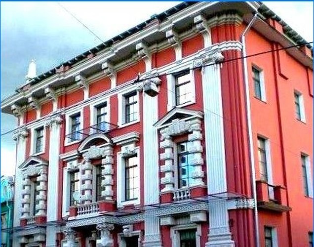 Bolshaya Posta Caddesi'ndeki Ev