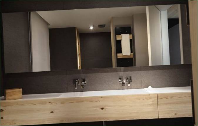 Modern banyo